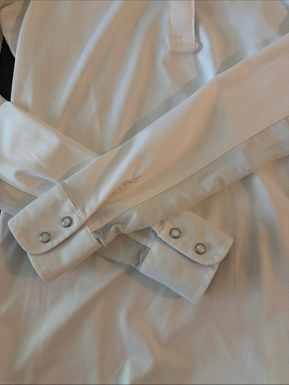 Beacon Hill Show Shirt - Picture 4 of 5